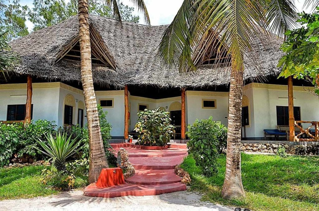 Best of Tanzania - Pongwe-Beach-Lodge7