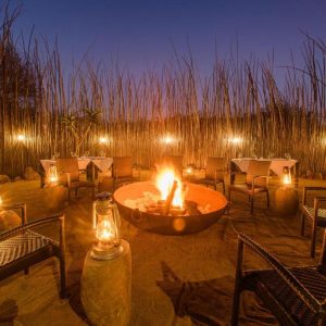 Valley Lodge, Boma