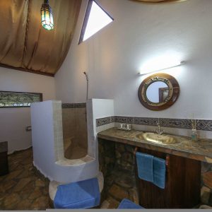 Badezimmer von Kinasi