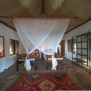 Zimmeransicht, Twin Betten Kinasi Lodge