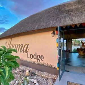 Agama River Camp, Eingang