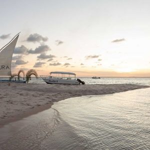 Azura Marlin Beach: Lagerfeuer am Strand