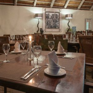 Bayete Guest Lodge, Restaurant