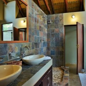 Black Rhino Game Lodge, Bad Suite