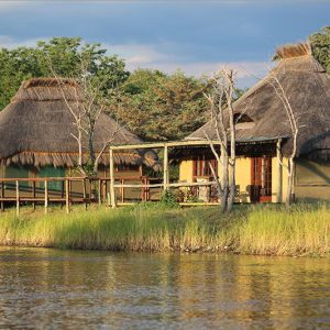 Camp Kwando schöne Lage am FLuss