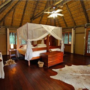 Camp Kwando, Baumhäuser