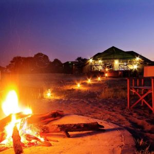 Camp Savuti, Feuerstelle