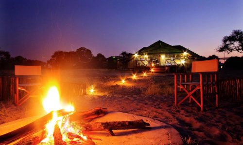 Camp Savuti, Feuerstelle