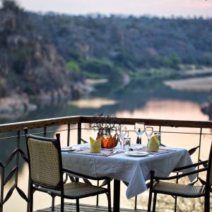 Chilo Gorge Safari Lodge