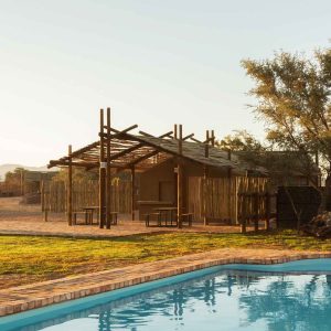 Desert Camp, Pool