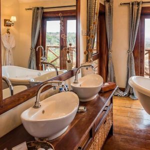 Escarpment Luxury Lodge