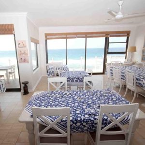 Fairlight Beach House, Frühstück mit Meerblick