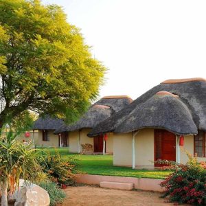 Frans Indongo Lodge Hütten