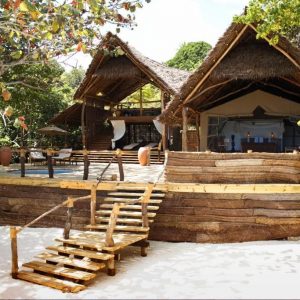 Fundu Lagoon, Unterkünfte