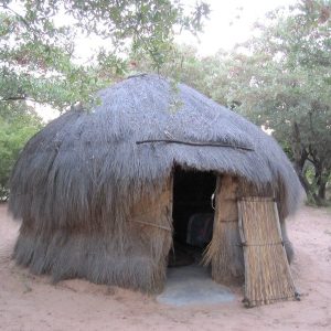 Ghanzi Trail Blazers, Hütten