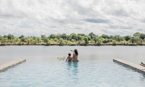 Ila Safari Lodge, schöner Infinity Pool