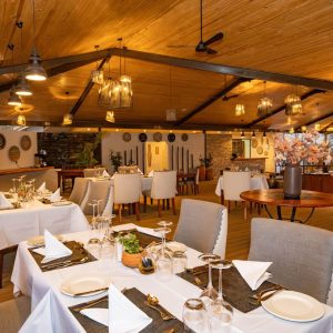 Insika Lodge, Restaurant
