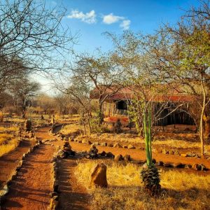 Wege zwischen den Zelten