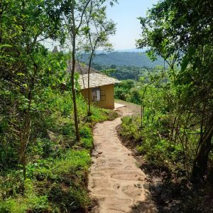 Isunga Lodge, Zugang zu den Unterkünften