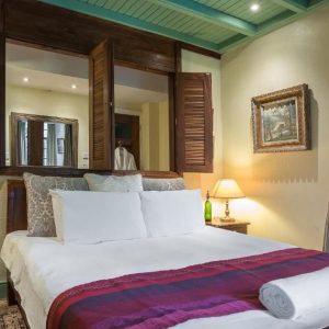 Karen Gables, Zimmer