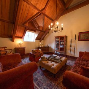 Karen Gables Lounge