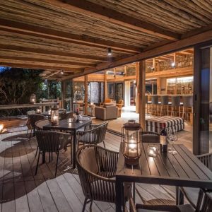 Kariega Game Reserve, Ukhozi Lodge