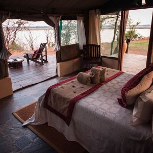 Kasaka River Lodge, geräumige Zeltchalets