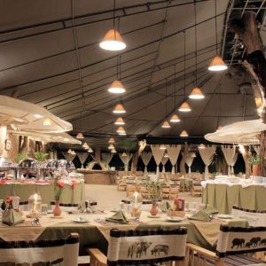 Kibo Safari Camp, Restaurant