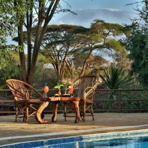 Kibo Safari Camp, Pool mit Kili