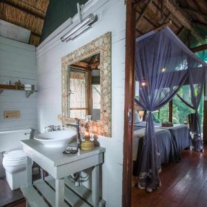 Kosi Forest Lodge Innenbad