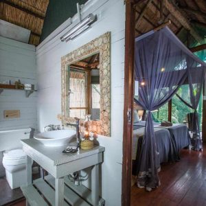 Kosi Forest Lodge Innenbad