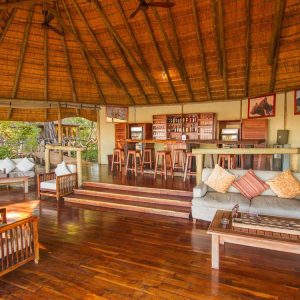 Kwando Lagoon Camp schöne Bar