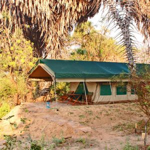 Lake Manze Tented Camp, Aussenansicht