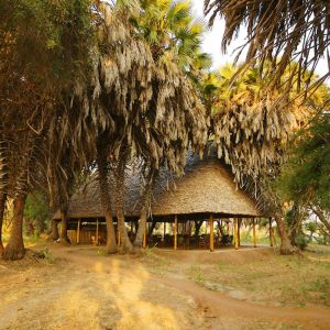 Lake Manze Tented Camp romantische Lage
