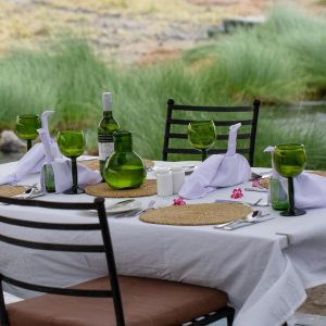 Lake Natron Camp, Speisen