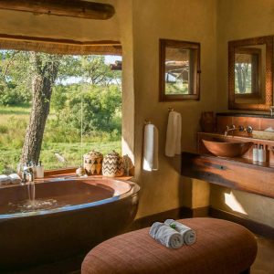 Lukimbi Safari Lodge Bad