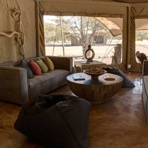 Malansrus, Lounge