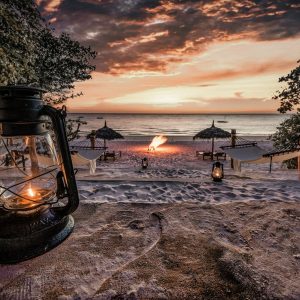 Manta Reef Resort_Strand im Abendlich