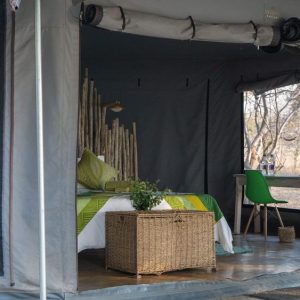 Mawimbi Bushcamp, Unterkunft