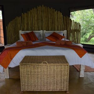 Mawimbi Bushcamp, Innenansicht