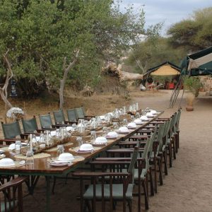 Mdonya Old River, Mahlzeiten