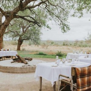 Mohlabetsi Safari Lodge Boma