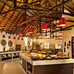 Mokuti Lodge Speisen