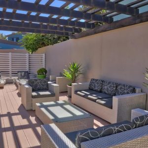 Namib Guesthouse, Außenbereich