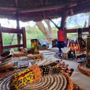 Ndarakwai Camp, Restaurant