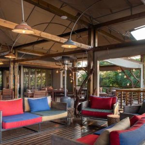 Ndhula Tented Lodge Eingang