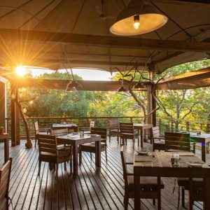 Ndhula Tented Lodge Plattform