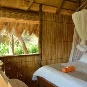 Ngepi Camp, Buschhütte