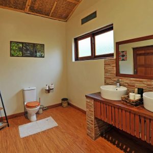 Nkuringo Bwindi Lodge, Deluxe Garden Cottage
