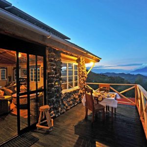 Nkuringo Bwindi Lodge_privates Dinner